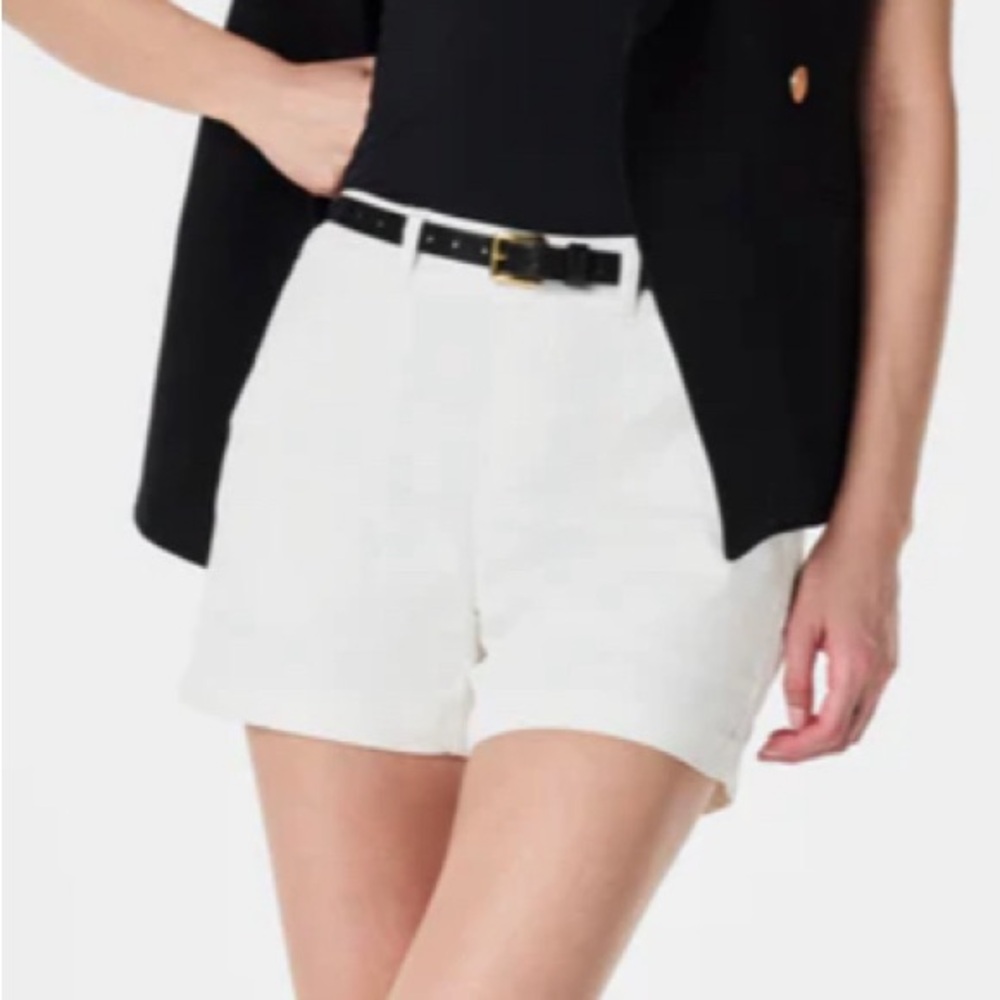 Spanx 4” Twill White Short MINT condition